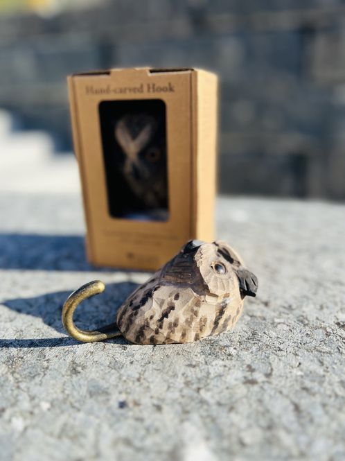 Hovedbilde EAGLE OWL HAND CARVED HOOK 